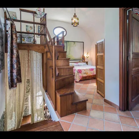 Rocca Angelica Villa *